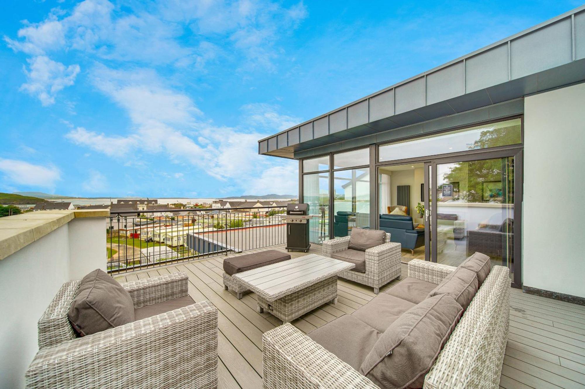 Bayview Luxury 4 Bedroom Penthouse Downings Dış mekan fotoğraf