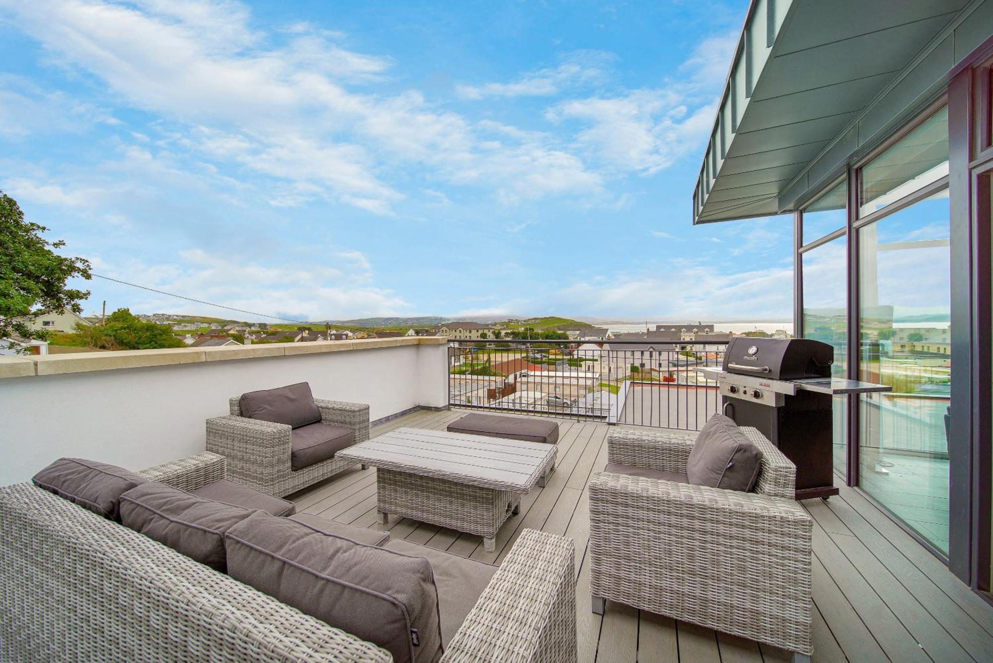 Bayview Luxury 4 Bedroom Penthouse Downings Dış mekan fotoğraf